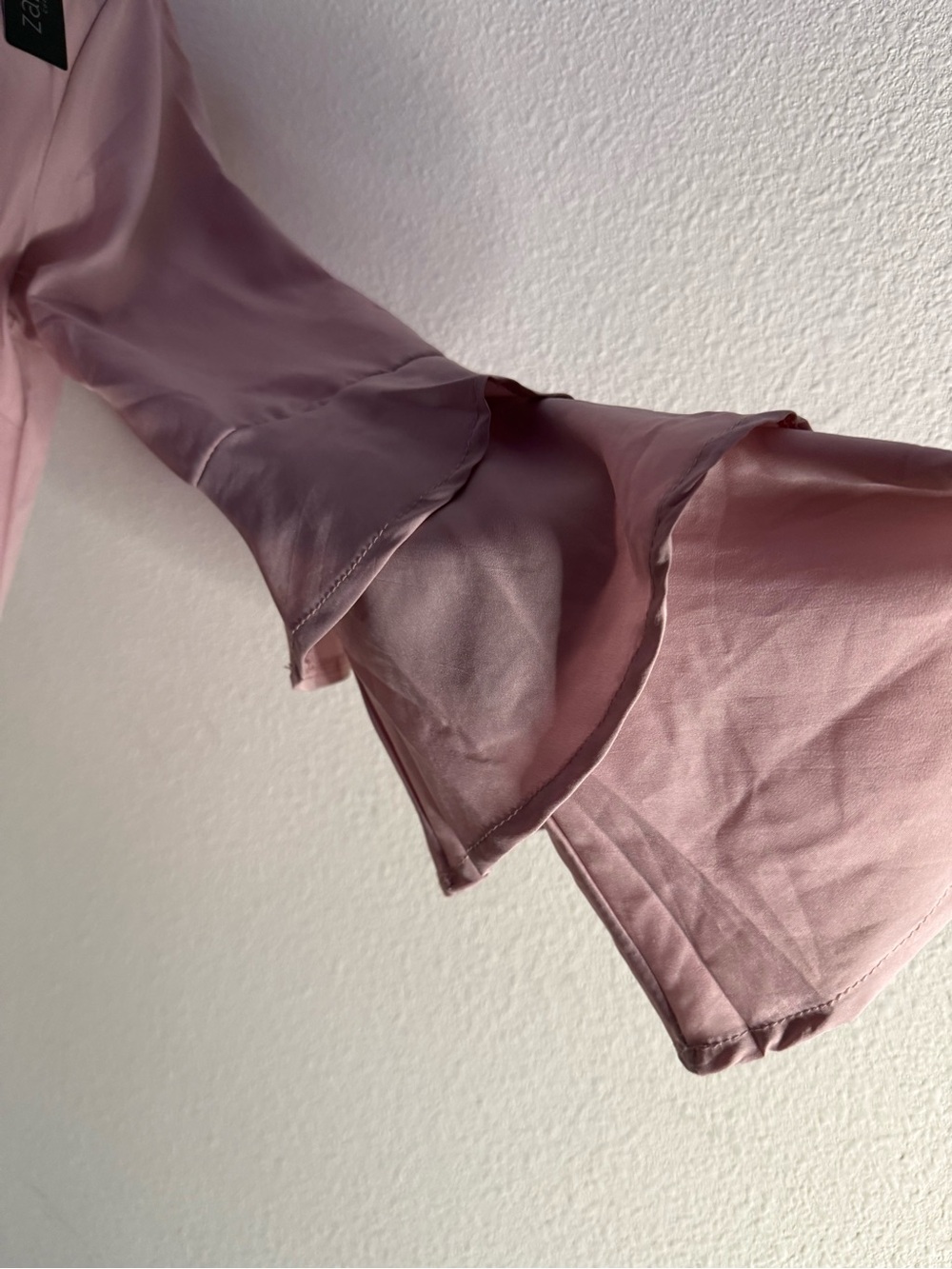 NWT ZANZEA Dusty Pink Ruffle Tiered Bell Sleeve Blouse Top Size Small Blouse - Picture 4 of 7